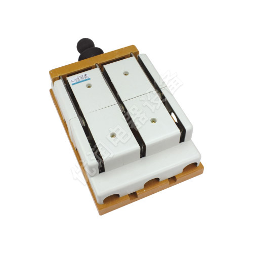 HD11F/HS11F系列保護型開啟式刀開關